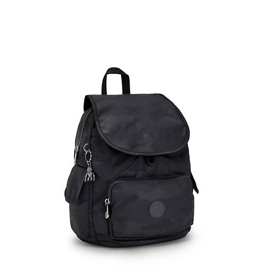 Kipling City Pack Small Classic Hátizsák Fekete Camo | HU 1500YX